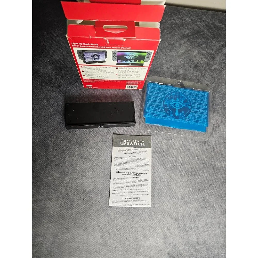 Nintendo Switch The Legend of Zelda - PDP Light Up Dock Shield - Open Box!